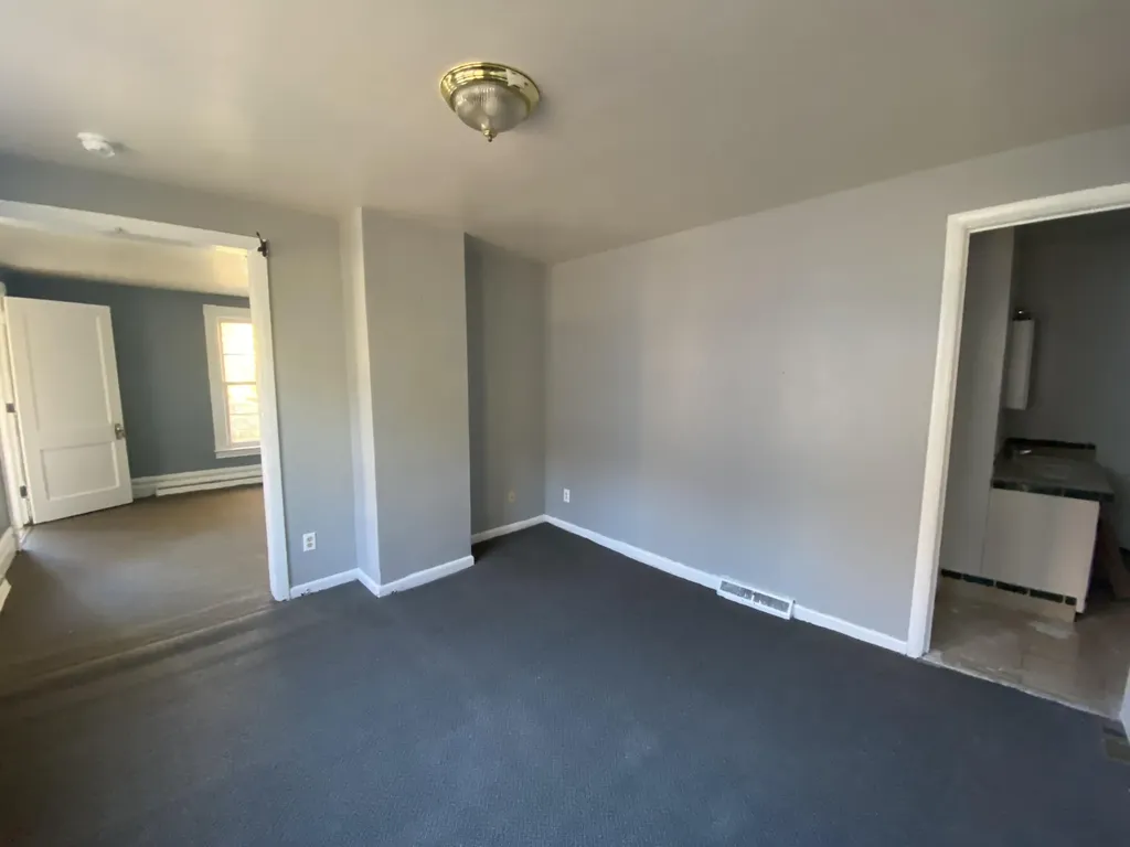 529 Wheaton Avenue Kalamazoo City MI 49008