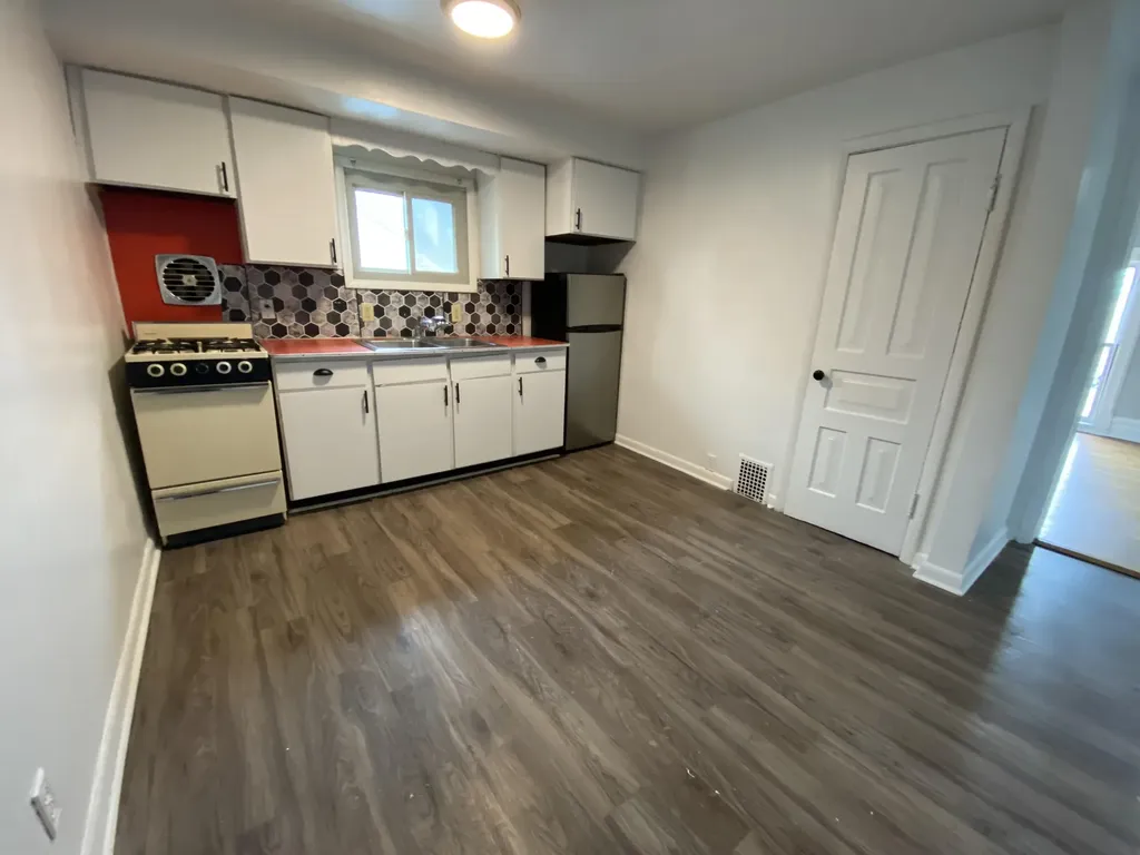 529 Wheaton Avenue Kalamazoo City MI 49008