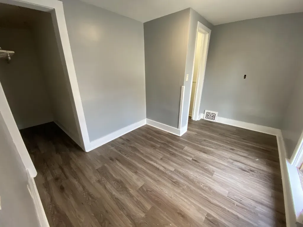 529 Wheaton Avenue Kalamazoo City MI 49008