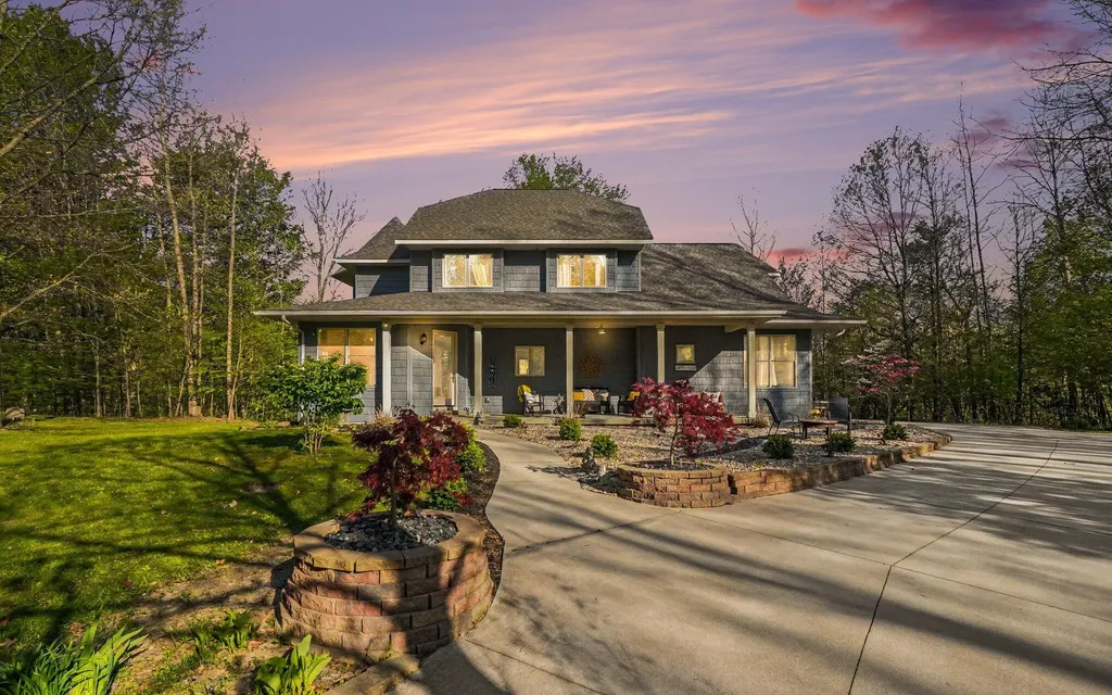 14888 County Road 687 Geneva Township MI 49090