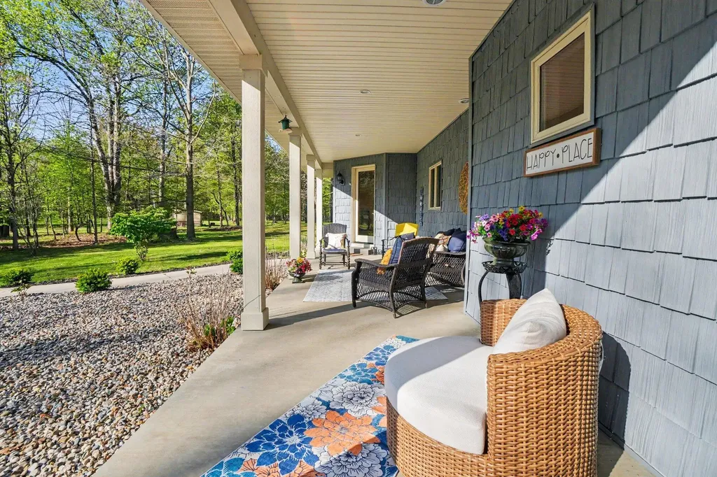 14888 County Road 687 Geneva Township MI 49090