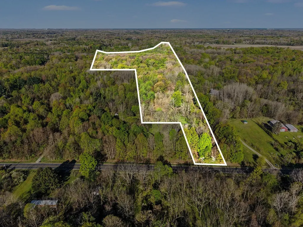 14888 County Road 687 Geneva Township MI 49090