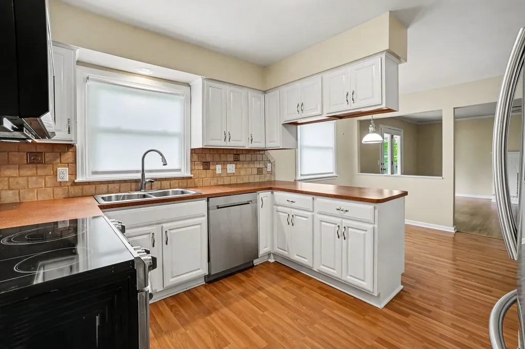 5132 Mapleridge Drive Portage City MI 49024
