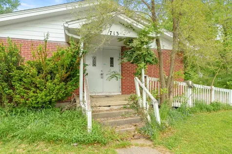 713 Chicago Avenue Kalamazoo Charter Township MI 49048