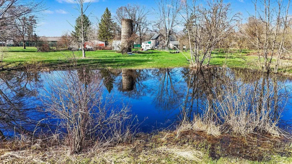 38753 Fisk Lake Road Waverly Township MI 49079