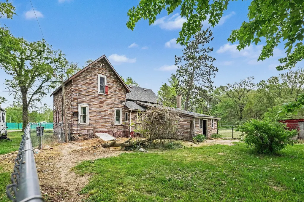 38753 Fisk Lake Road Waverly Township MI 49079