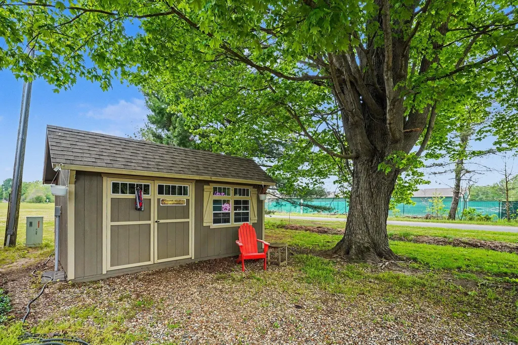 38753 Fisk Lake Road Waverly Township MI 49079