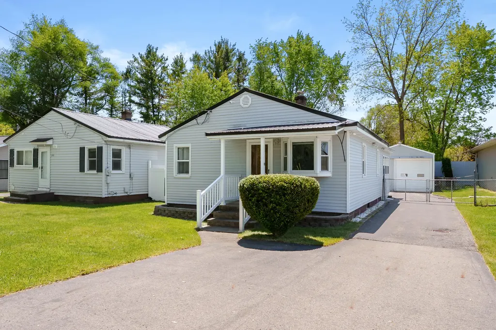 3312 Lake Street Kalamazoo Charter Township MI 49048