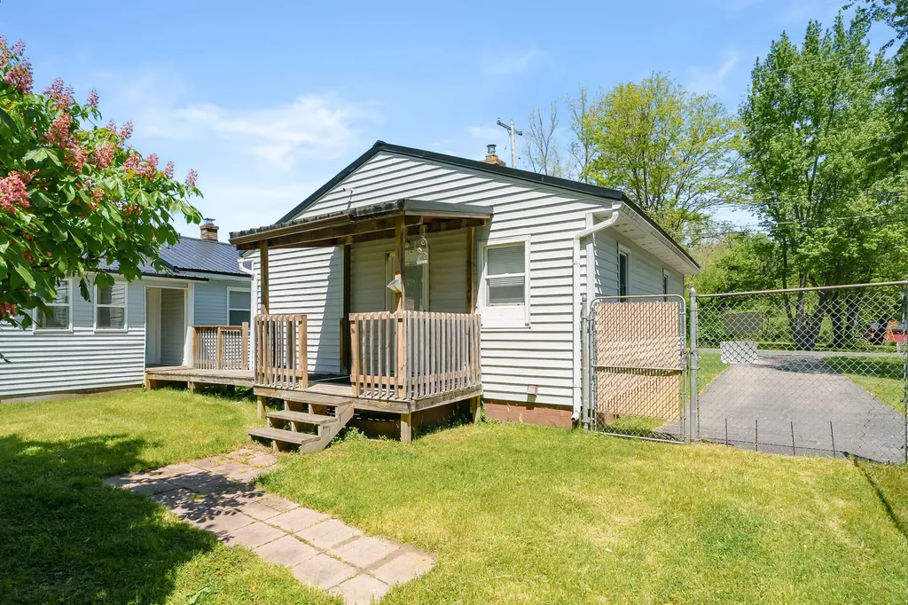 3312 Lake Street Kalamazoo Charter Township MI 49048