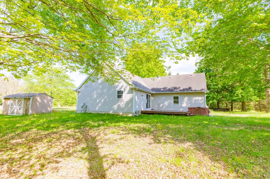 24260 Beacon Hill Terrace Almena Township MI 49071