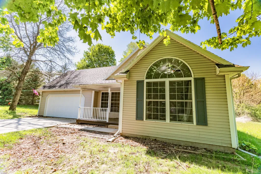 24260 Beacon Hill Terrace Almena Township MI 49071