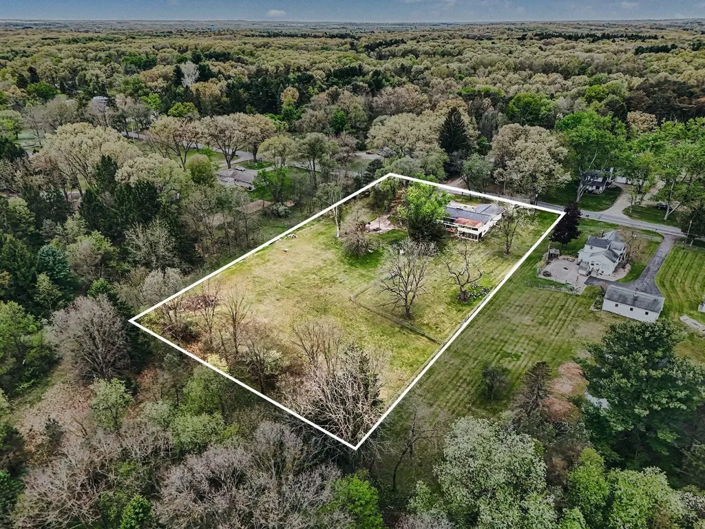 21308 Waubascon Road Bedford Charter Township MI 49017