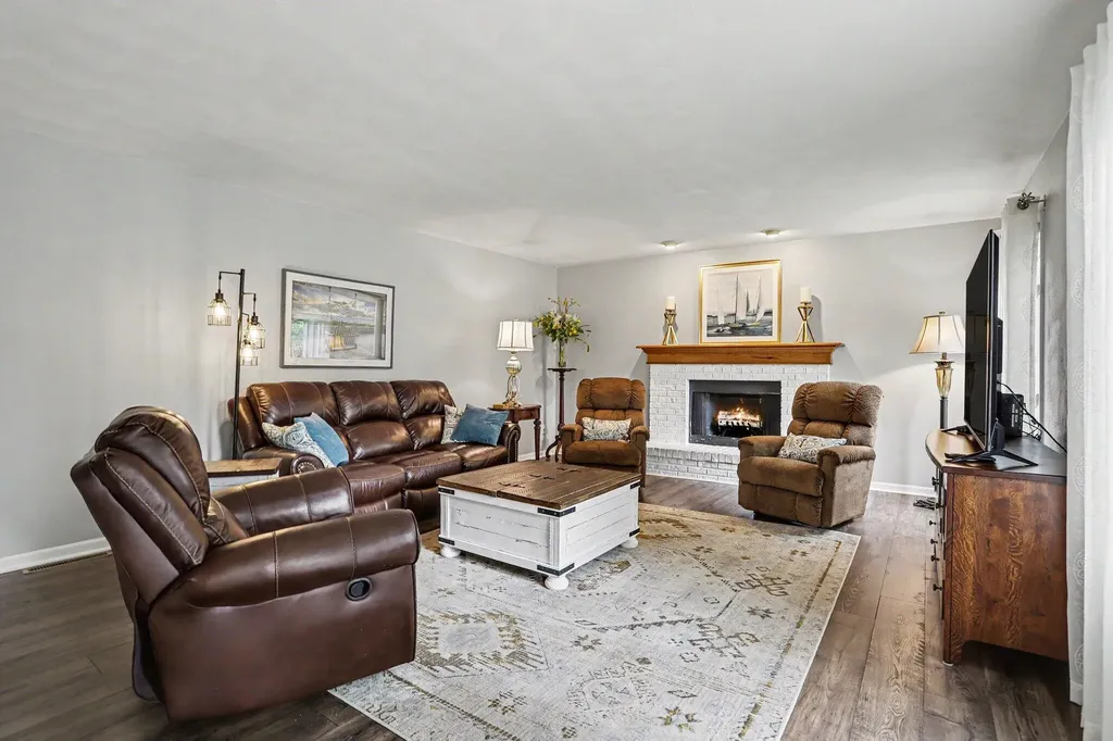 104 Briars Farm Lane Pennfield Charter Township MI 49017