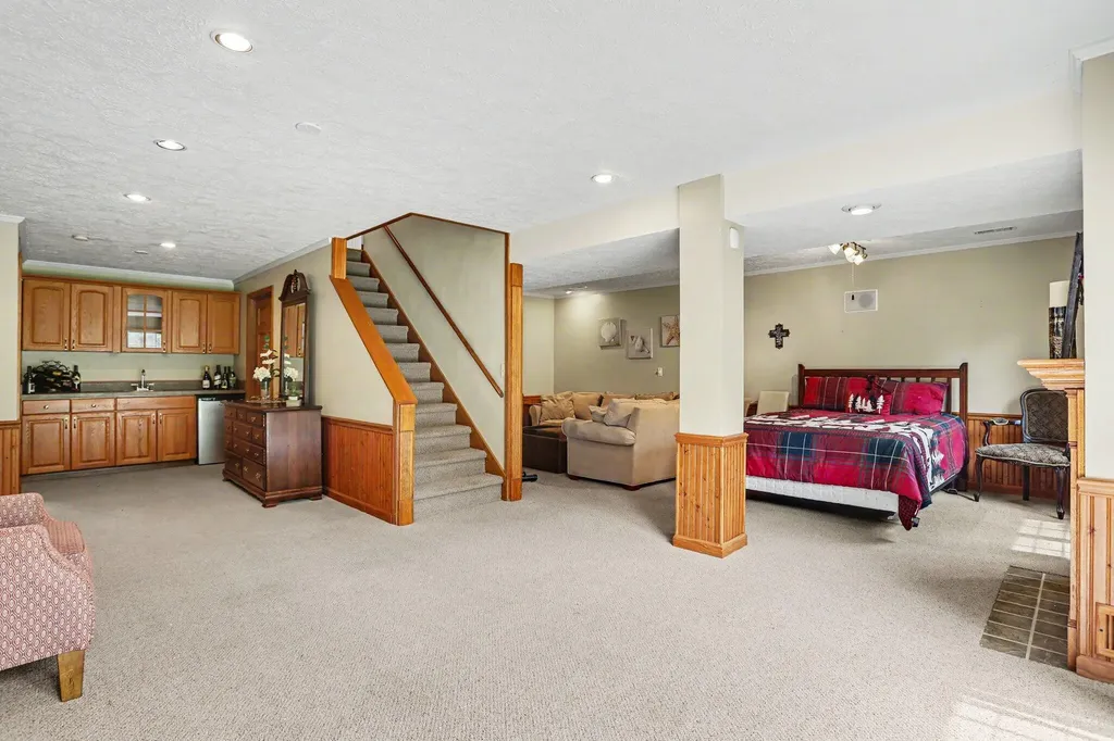 104 Briars Farm Lane Pennfield Charter Township MI 49017