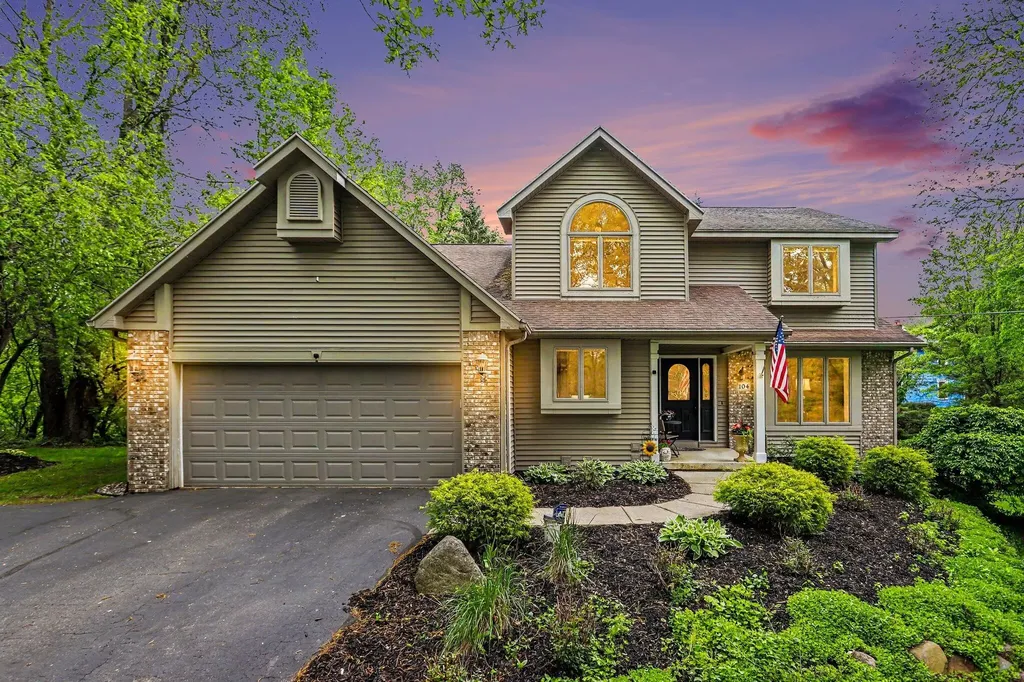 104 Briars Farm Lane Pennfield Charter Township MI 49017