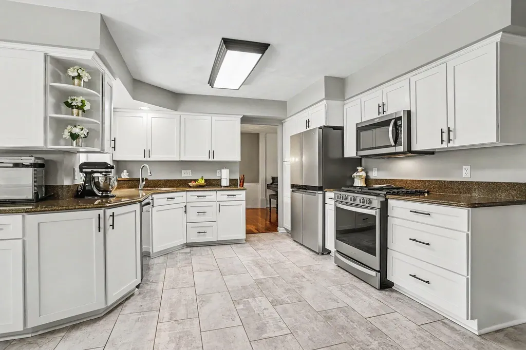 104 Briars Farm Lane Pennfield Charter Township MI 49017