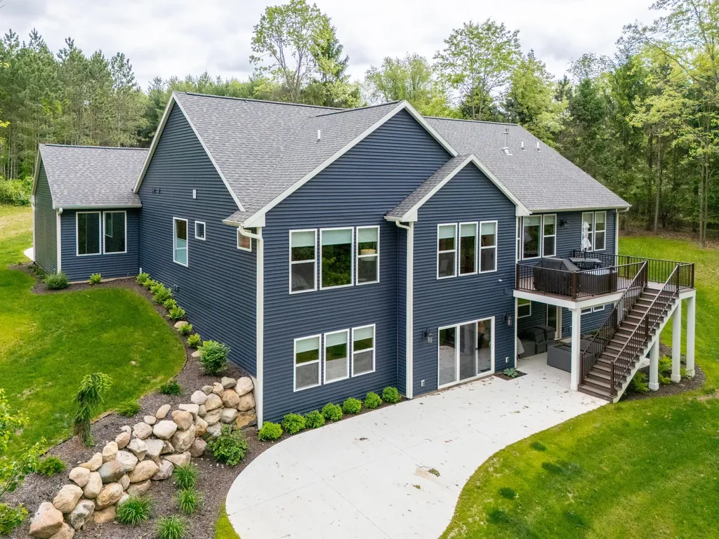 6583 W Hidden Lake Circle Richland Township MI 49083