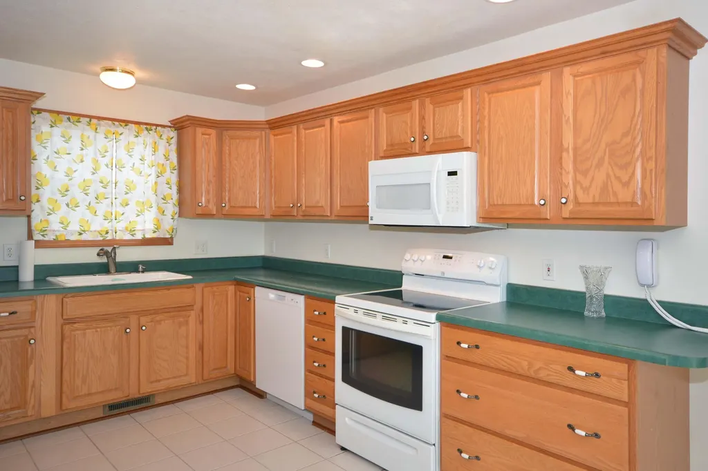 31900 Pawton Lane Antwerp Township MI 49079