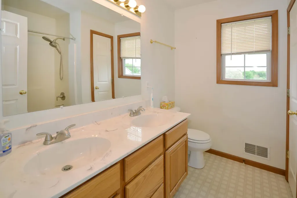 31900 Pawton Lane Antwerp Township MI 49079