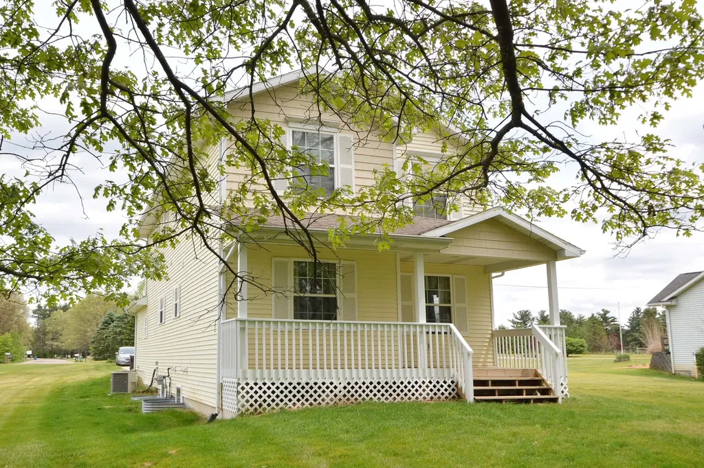 31900 Pawton Lane Antwerp Township MI 49079