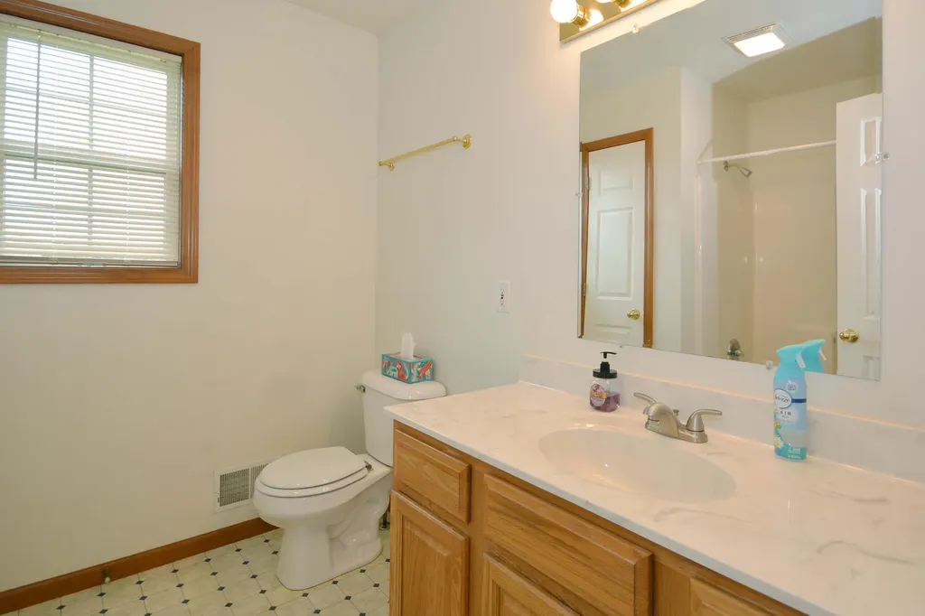 31900 Pawton Lane Antwerp Township MI 49079