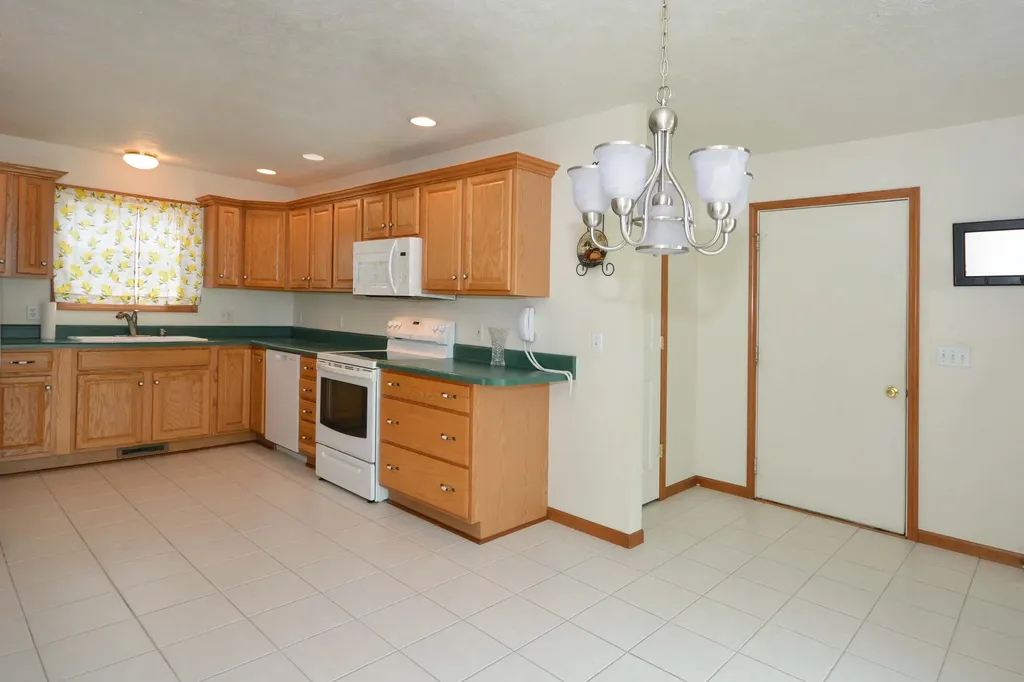 31900 Pawton Lane Antwerp Township MI 49079