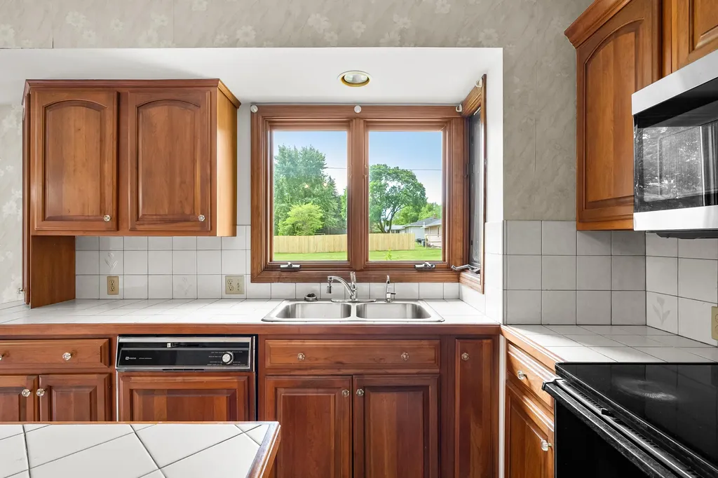 1015 Chippewa Street Georgetown Charter Township MI 49428