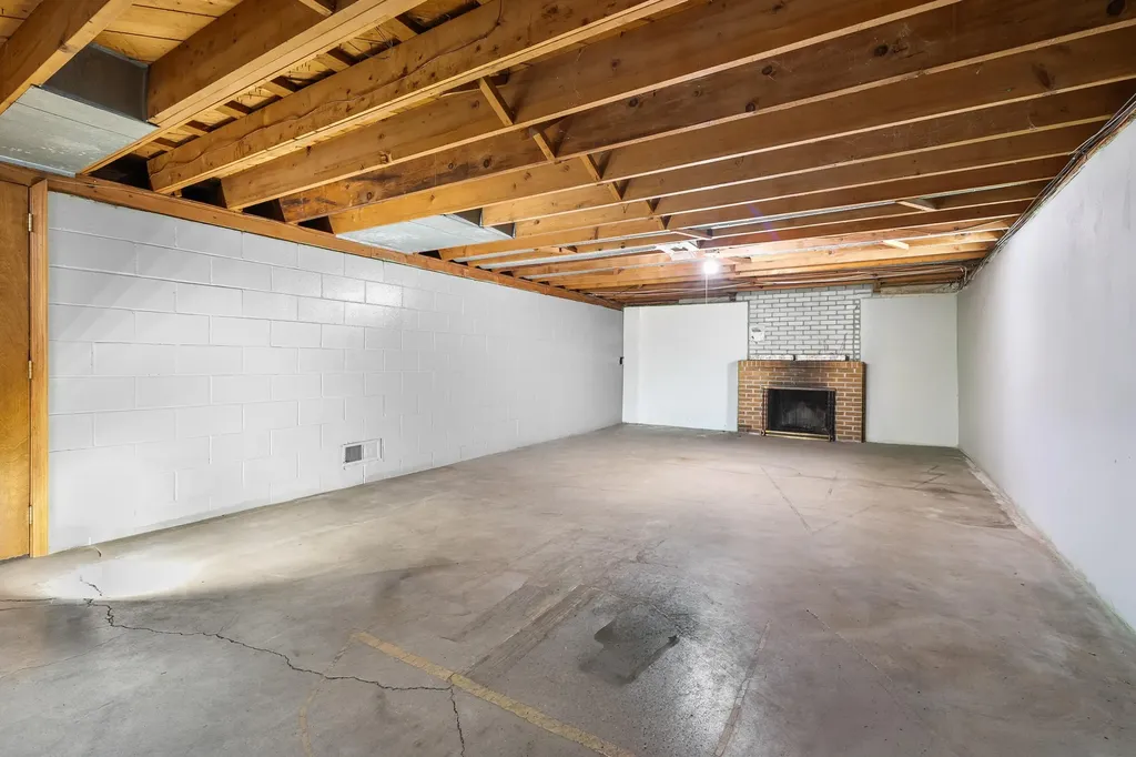 1015 Chippewa Street Georgetown Charter Township MI 49428