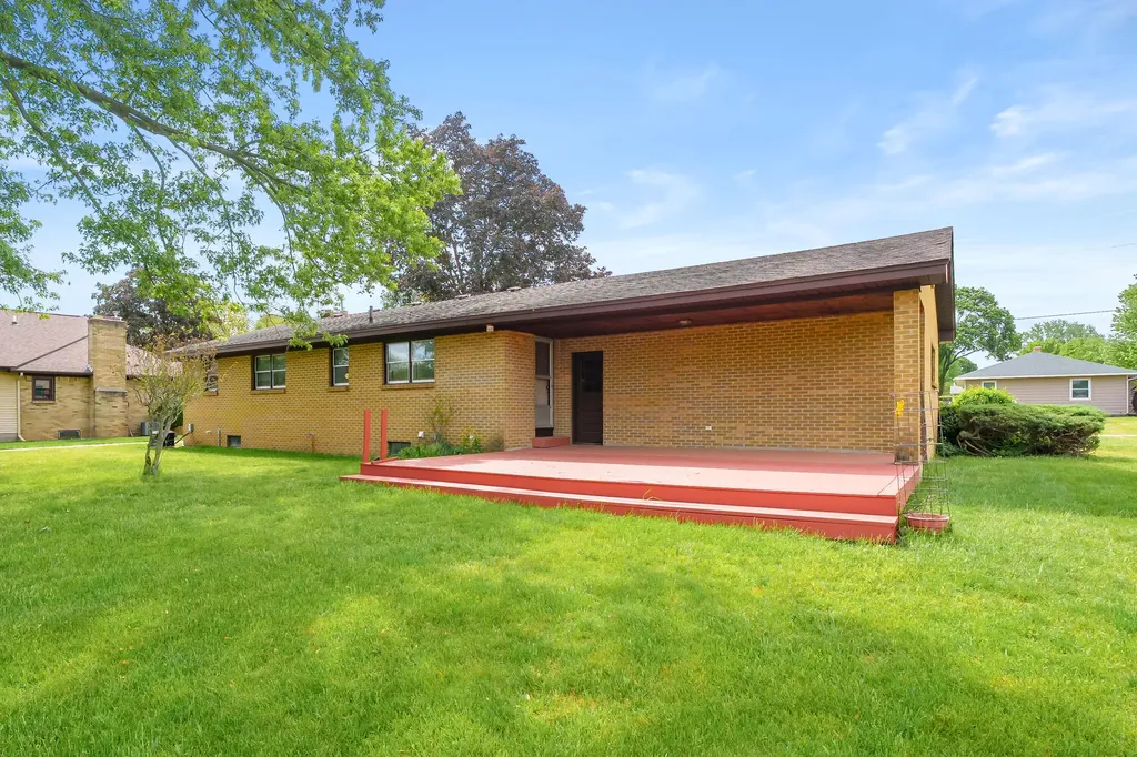 1015 Chippewa Street Georgetown Charter Township MI 49428