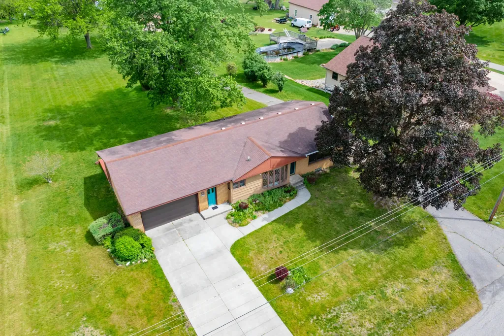 1015 Chippewa Street Georgetown Charter Township MI 49428