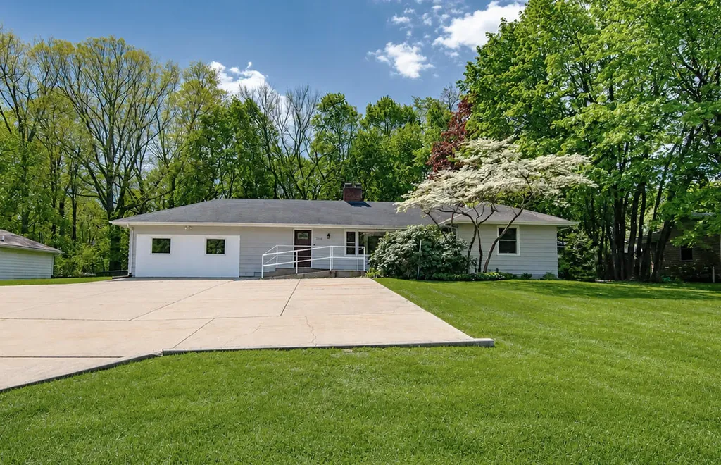 6301 Stadium Drive Oshtemo Charter Township MI 49009
