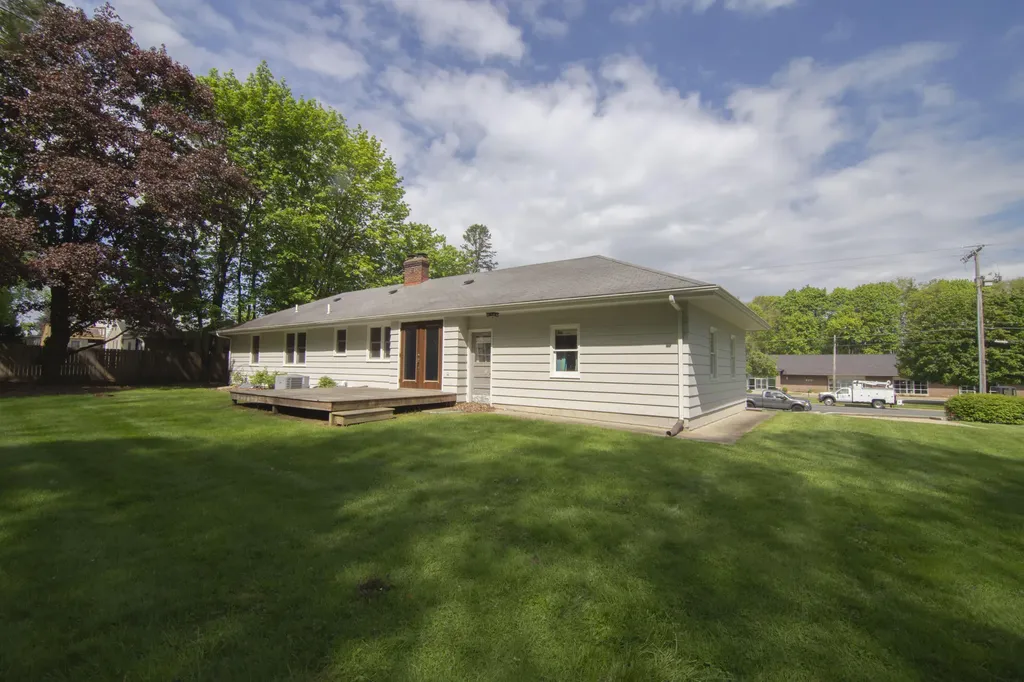 6301 Stadium Drive Oshtemo Charter Township MI 49009