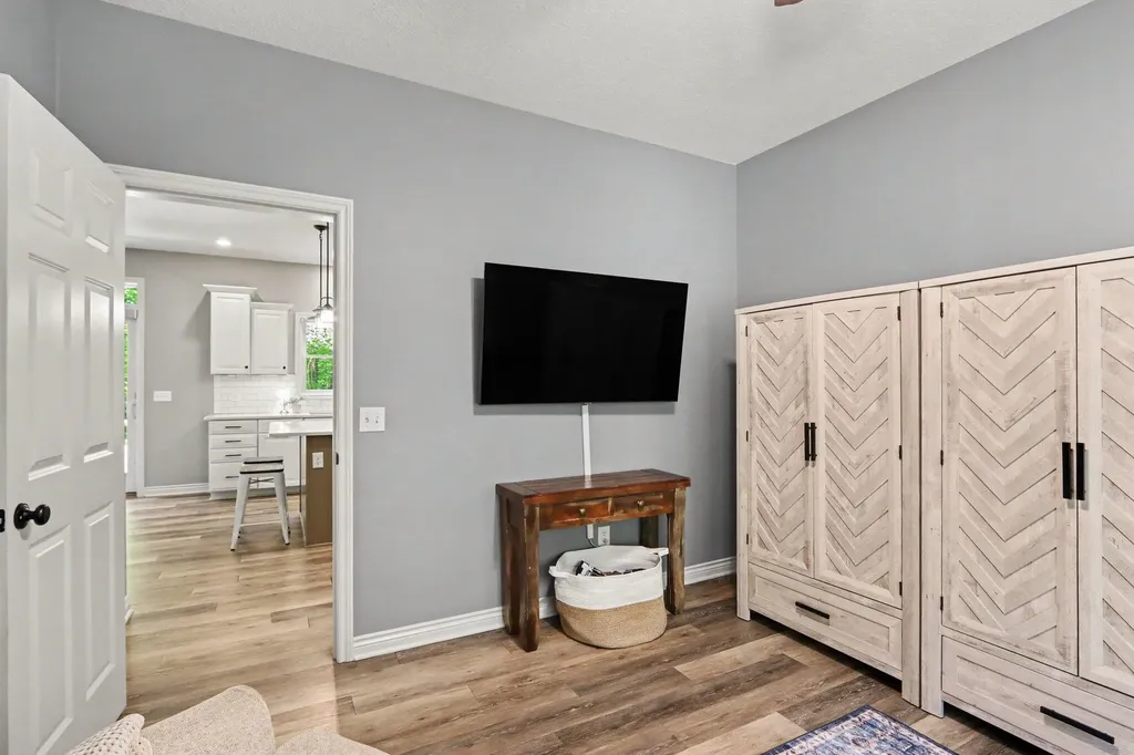 11299 E De Avenue Ross Township MI 49083