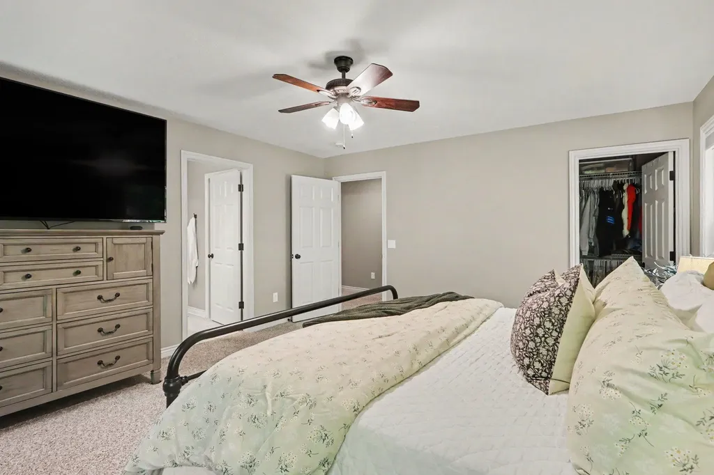 11299 E De Avenue Ross Township MI 49083