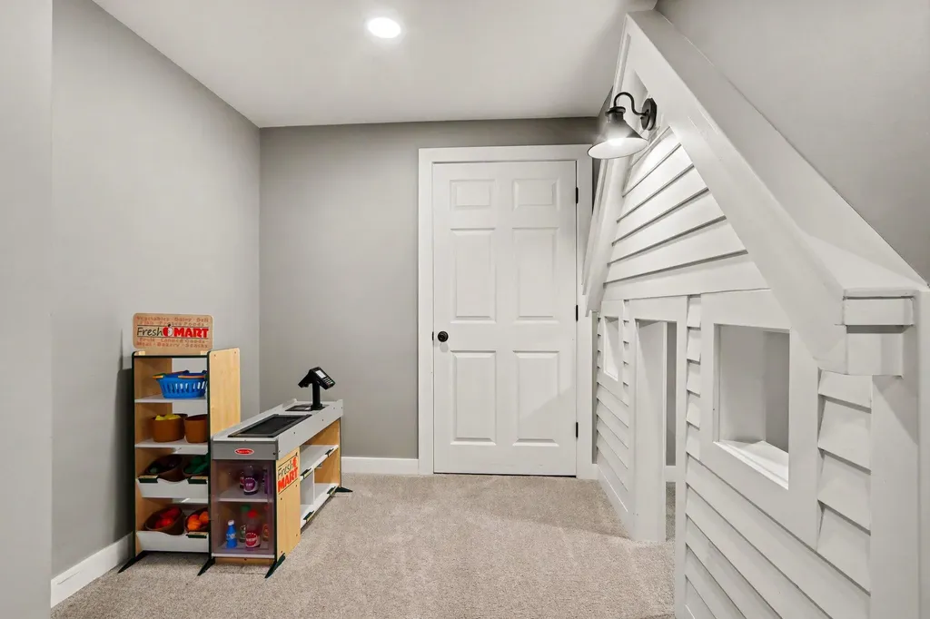 11299 E De Avenue Ross Township MI 49083