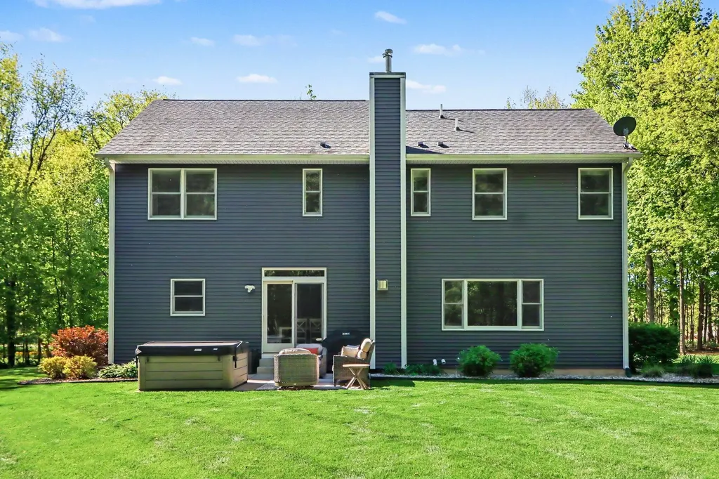 11299 E De Avenue Ross Township MI 49083