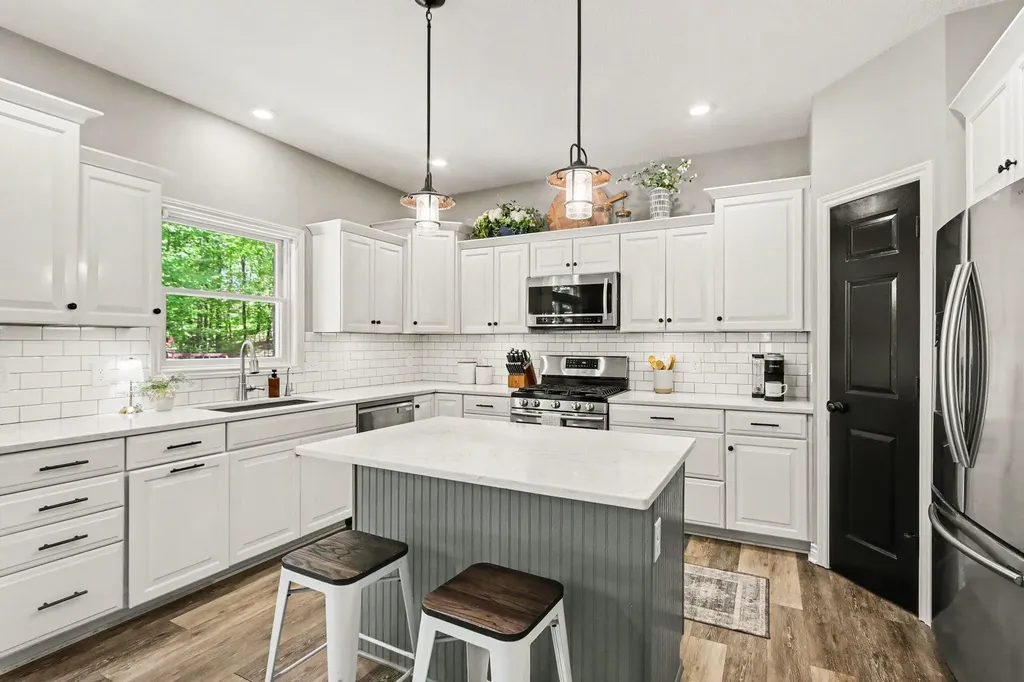 11299 E De Avenue Ross Township MI 49083