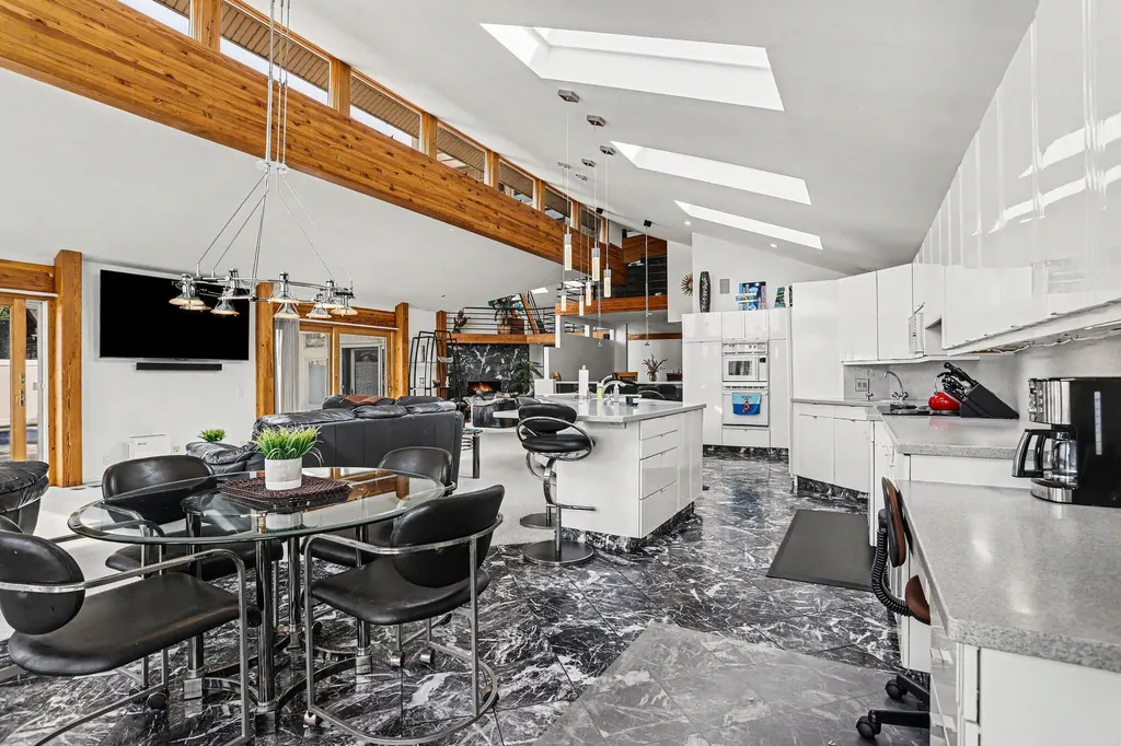 1046 N Eagle Lake Drive Texas Charter Township MI 49009
