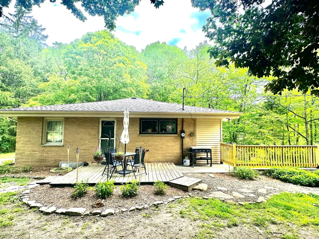 41341 Co Road 665 Waverly Township MI 49079