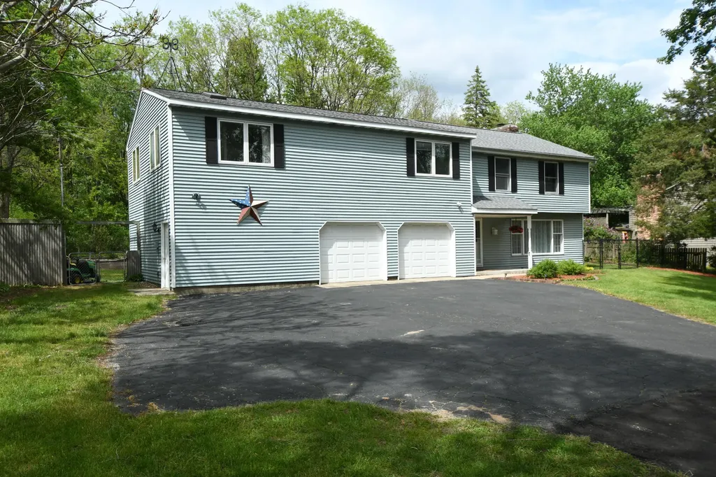 28682 E Red Arrow Highway Antwerp Township MI 49079
