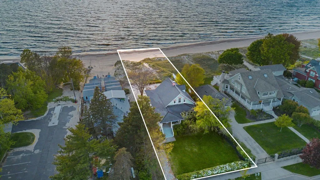 409 N Shore Drive South Haven City MI 49090