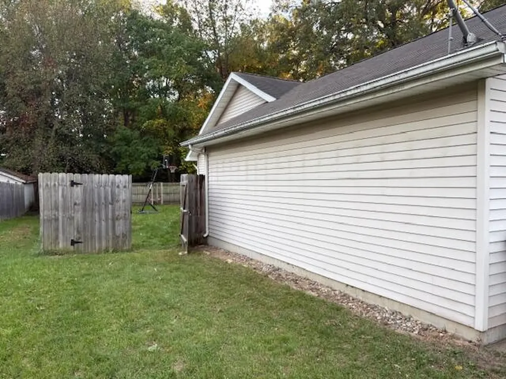 532 W Main Street Hartford City MI 49057