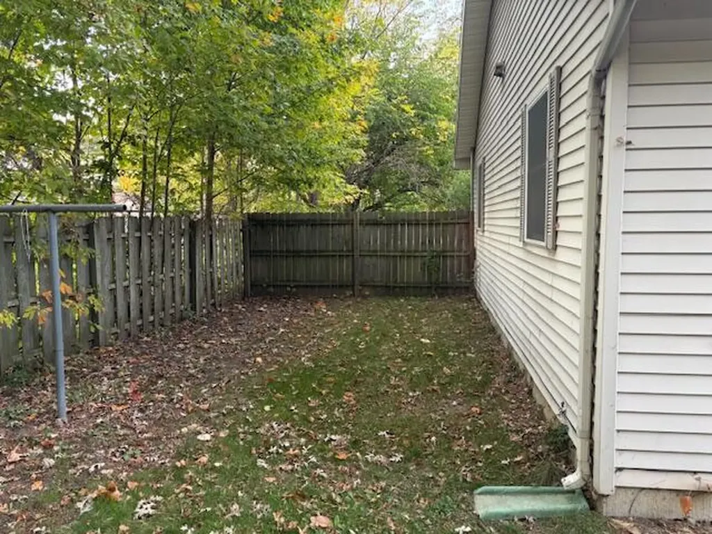 532 W Main Street Hartford City MI 49057