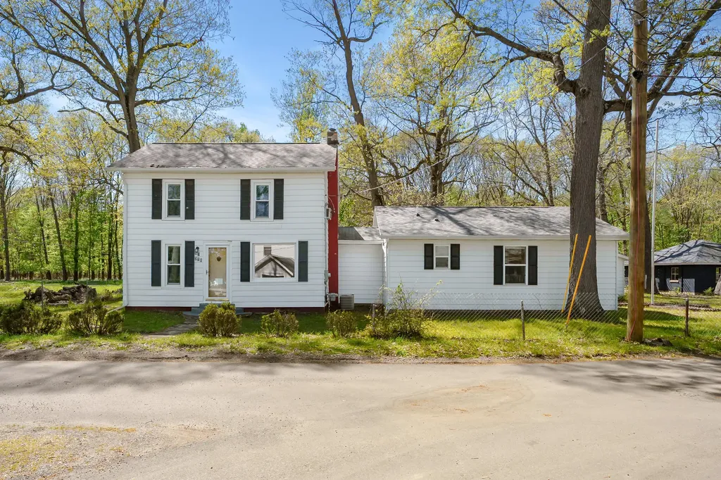 52320 Sheridan Road Paw Paw Township MI 49079