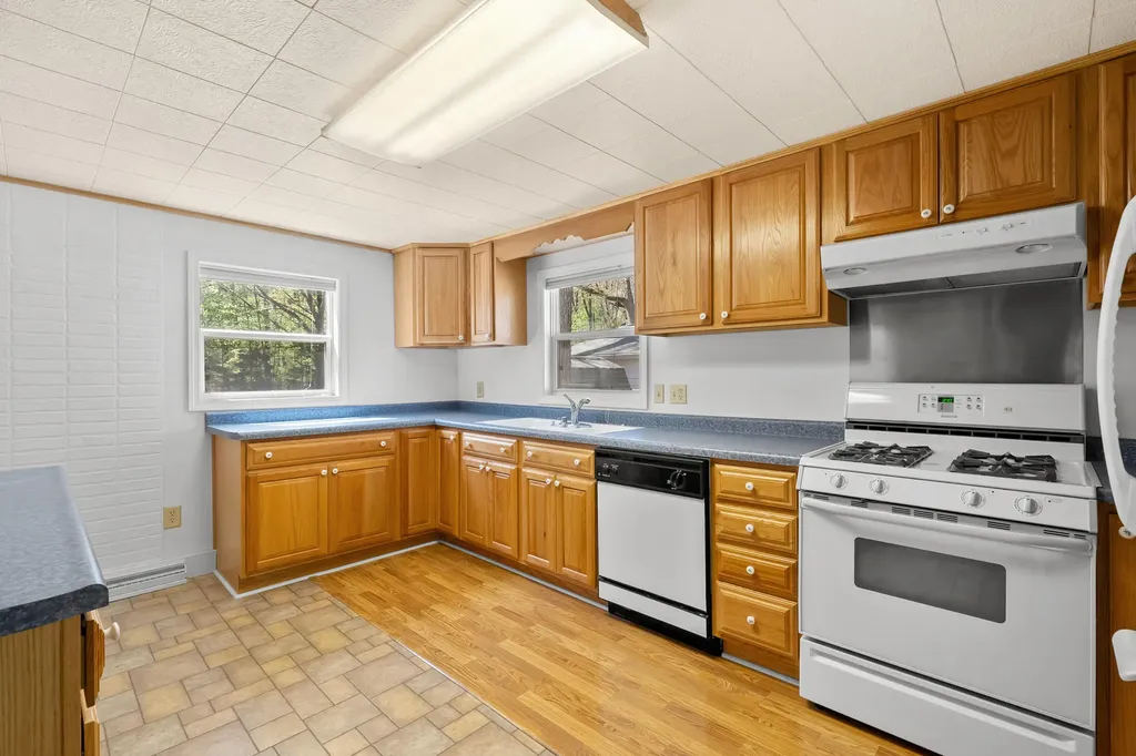 52320 Sheridan Road Paw Paw Township MI 49079