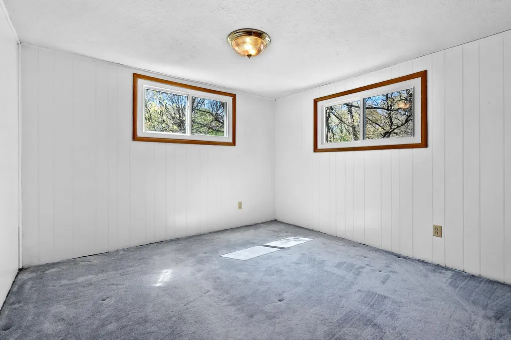 52320 Sheridan Road Paw Paw Township MI 49079