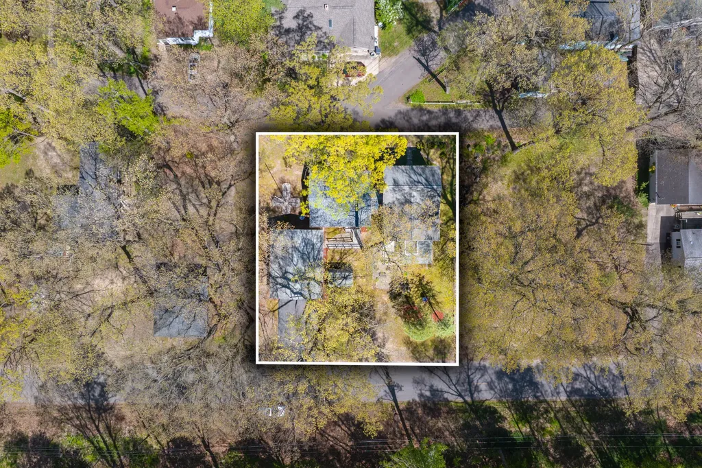 52320 Sheridan Road Paw Paw Township MI 49079