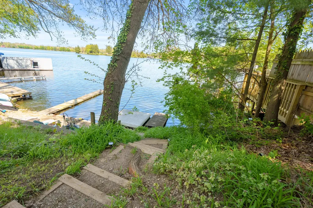 52320 Sheridan Road Paw Paw Township MI 49079