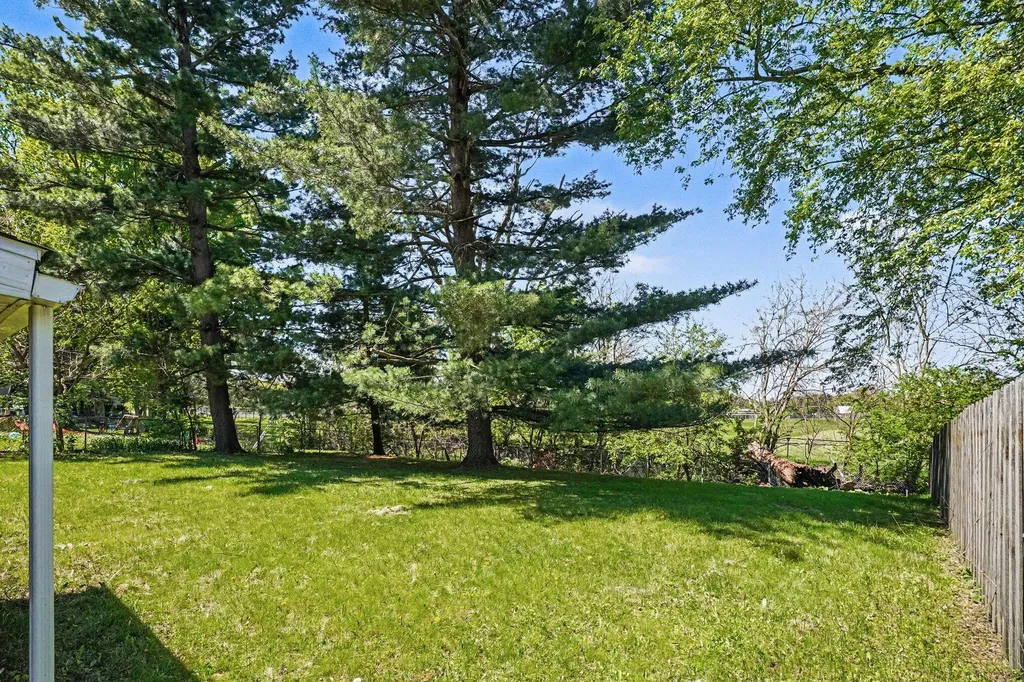 2323 Cumberland Street Kalamazoo City MI 49006