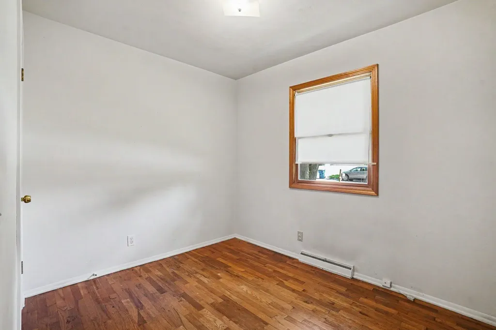 2323 Cumberland Street Kalamazoo City MI 49006